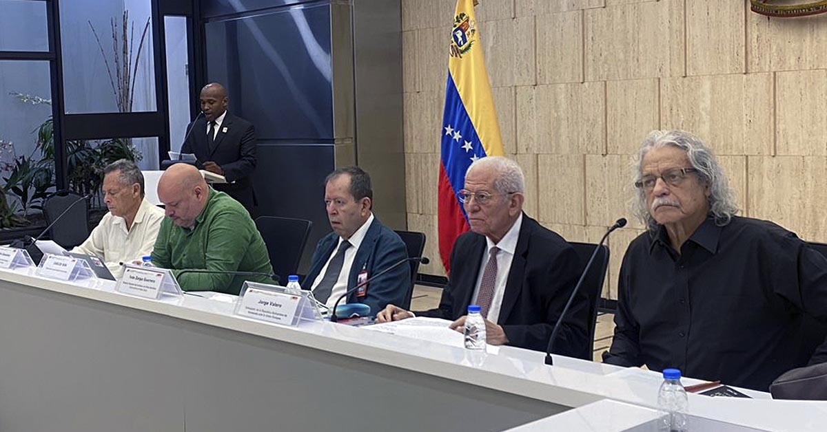 Embajador Jorge Valero ofrece conferencia «La Política Internacional en Tiempo Presente»