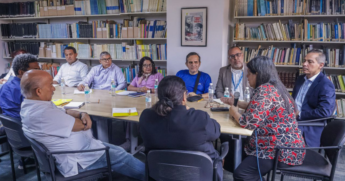 Presentación y diálogo sobre líneas de investigación del IAEDPG: Un paso hacia la educación emancipadora